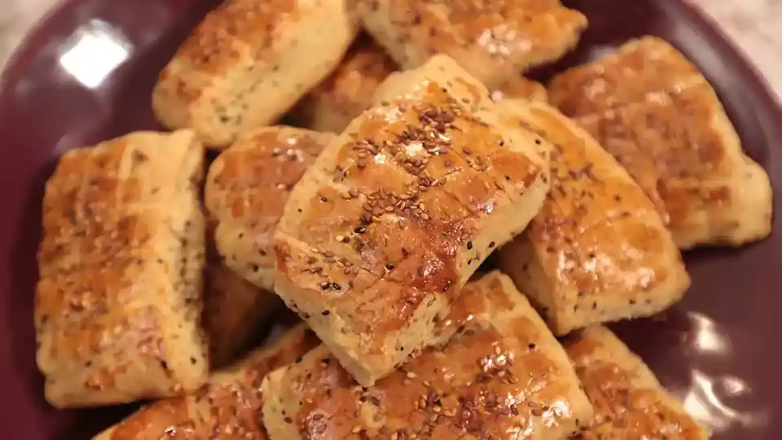 Mahlepli Çörek