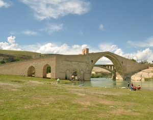 Malabadi Köprüsü