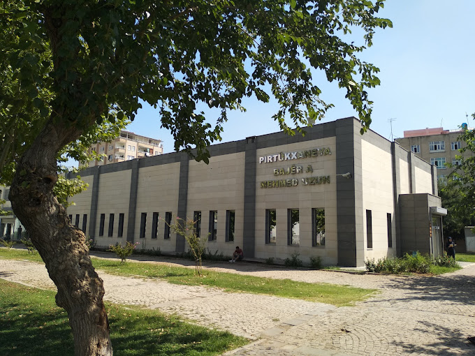 Mehmed Uzun Kent Kütüphanesi